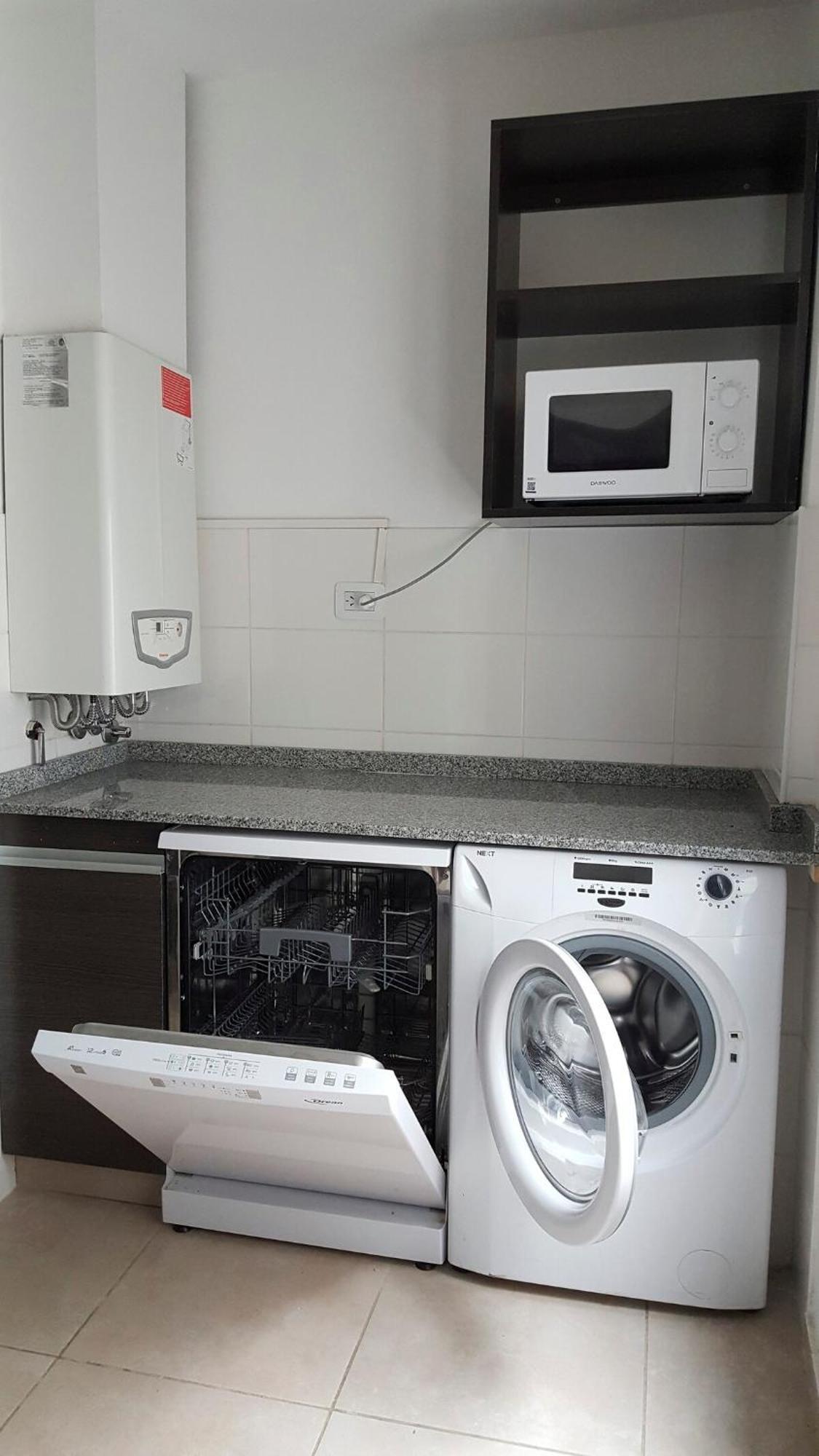 Apartamento Amplio Departamento Frente Al Lago-seguridad 24hs *