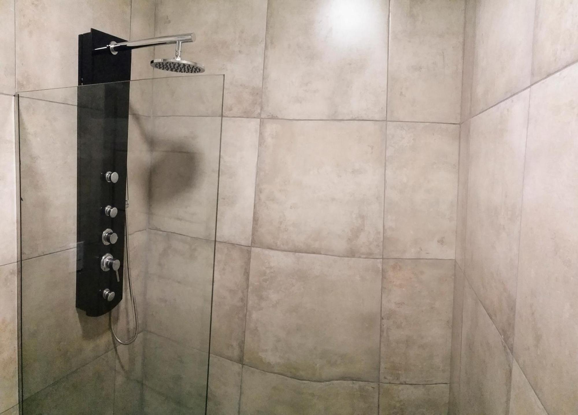 Apartamento Amplio Departamento Frente Al Lago-seguridad 24hs *